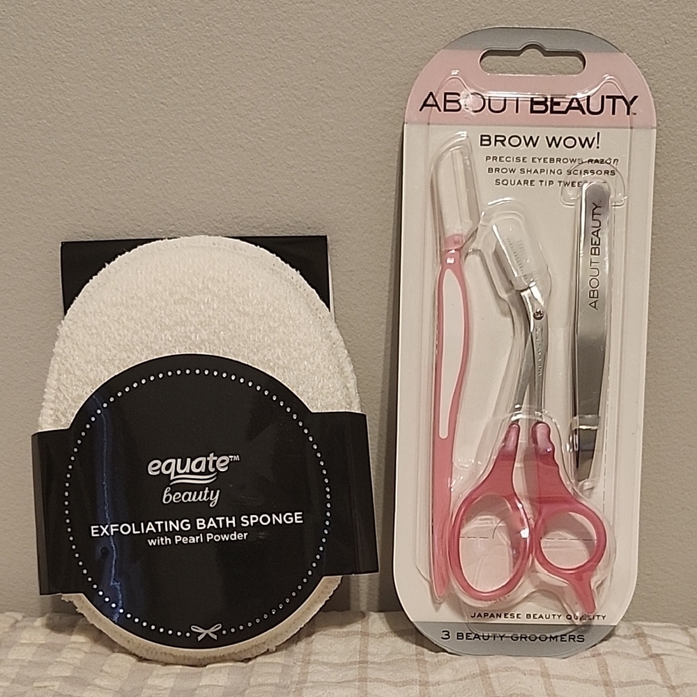 Equate Beauty Exfoliating Bath Sponge & Pink About Beauty Brow Grooming Set